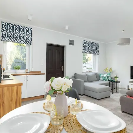Lejlighed Cozy Torunska With Parking In By Renters
