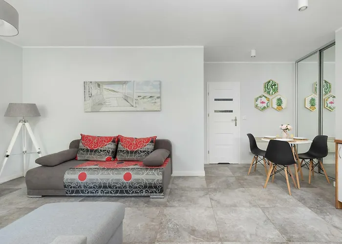 Cozy Torunska With Parking In By Renters