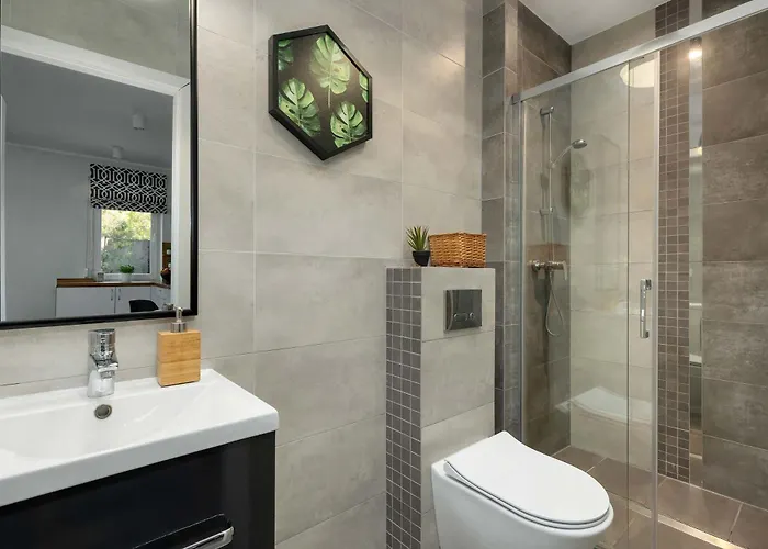 Cozy Torunska With Parking In By Renters